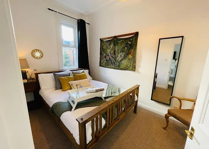 Nomi Homes*Exeter*City*Centre*Uni*Chiefs*Beaches